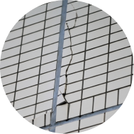 外壁のひび割れ